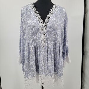 Chelsea & Theodore Womens Blue Floral V-neck Pintucked Lace Trimmed Blouse 2X